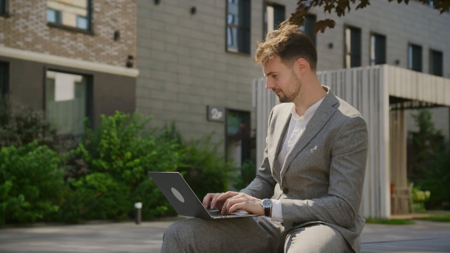 65a95c20ed53855490839b19